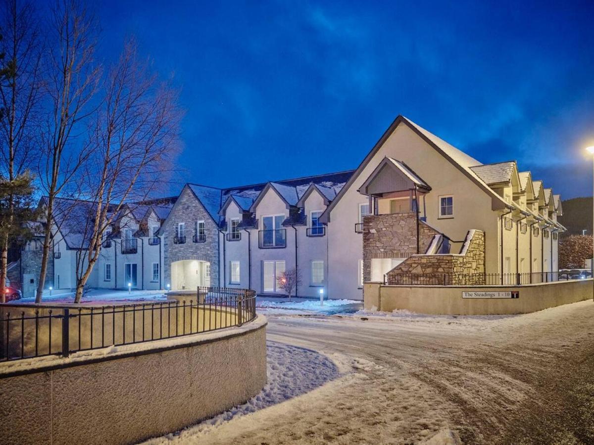 The Steadings, Aviemore Luxury 5 Star Rated 3 Bed With Home Cinema Garden And Parking Екстер'єр фото